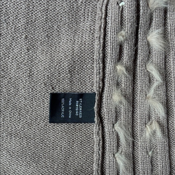 Women's Brown Sweater - Picture 5 of 6